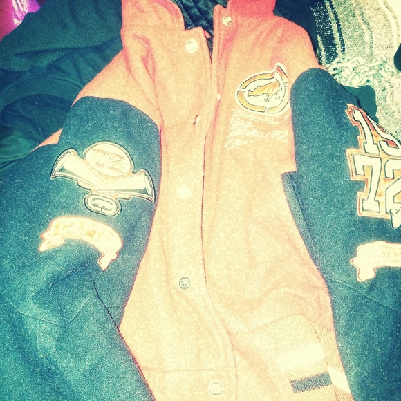 EckoRed cheersquad captain 72' team jacket - Picture 2 of 6